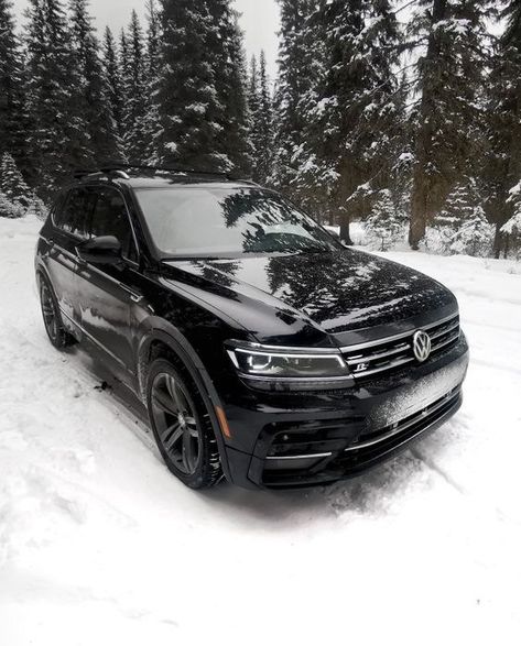 Vw Toureg, Tiguan Vw, Best Suv Cars, Tiguan R Line, Tiguan R, Winter Car, New Ferrari, Mom Car, Car Goals