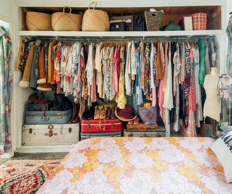 Storage Solutions Closet, Walking Closet, Simple Closet, Bohemian House, Storage Closet Organization, Deco Boheme, Closet Space, Closet Storage, Bohemian Home