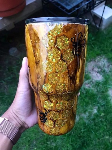 Lego Tumbler, Tumblers Epoxy, Bee Tumbler, Glitter Tumbler Cups, Custom Tumbler Cups, Tumbler Cups Diy, Diy Cups, Tumbler Ideas, Glitter Cups