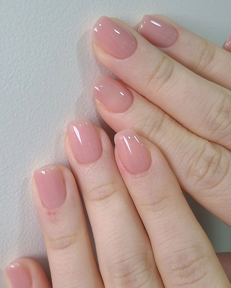 Modest Nails, Simple Nail Art Ideas, Simple Nail Art, Asian Nails, Subtle Nails, Gel Nails Diy, Pretty Gel Nails, Really Cute Nails, Effortless Beauty