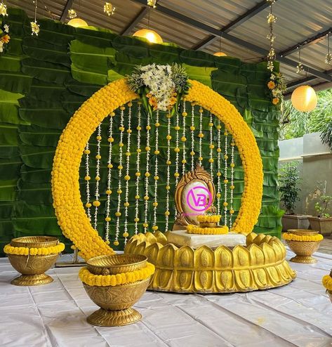 Haldi Stage Decoration Backdrops, Pelli Koduku Decoration At Home, Pelli Kuthuru Decoration At Home, Half Saree Function Decoration Ideas, Mangala Snanam Decoration, Haldi Ceremony Decorations At Home Simple, Haldi Ceremony Decorations At Home, Haldi Function Decoration, Mangala Snanam