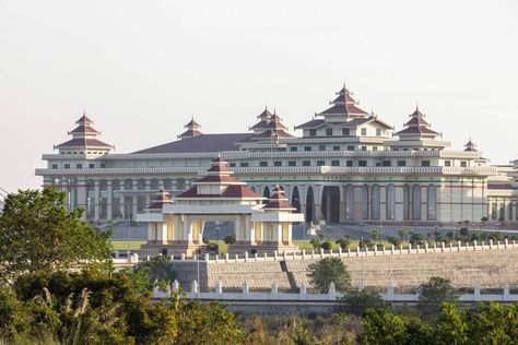 Naypyidaw: Built by Lonely Kings – Architectural Guide: Yangon Myanmar Architecture, Amarapura, Naypyidaw, Shwedagon Pagoda, Palace Architecture, Classical House, Belize City, Yangon, Open Field