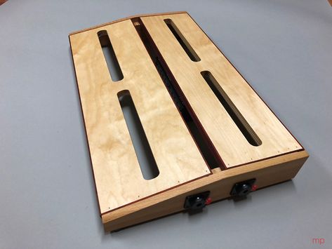 Pedalboard Design, Pedalboard Ideas, Diy Pedalboard, Guitar Pedal Board, Guitar Pedal Boards, Pedal Boards, Guitar Diy, Guitar Room, Guitar Stands