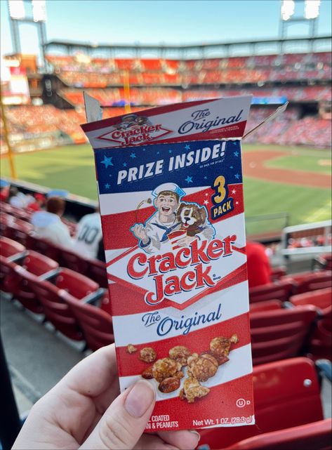 Baseball Game Snacks, Baseball Desserts, Snacks Summer, Baseball Food, Cracker Jack, Game Snacks, Cracker Jacks, Stl Cardinals, Game Food