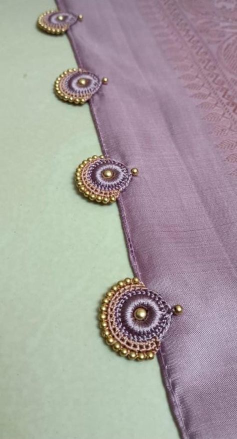 Tassels Design For Saree, Sarees Kuchulu Designs, Sari Kuchu Designs, Saree Kutch, Sari Tassels, Saree Kuchulu, Crochet Tassels, Saree Kuchu New Designs, Tassels Designs