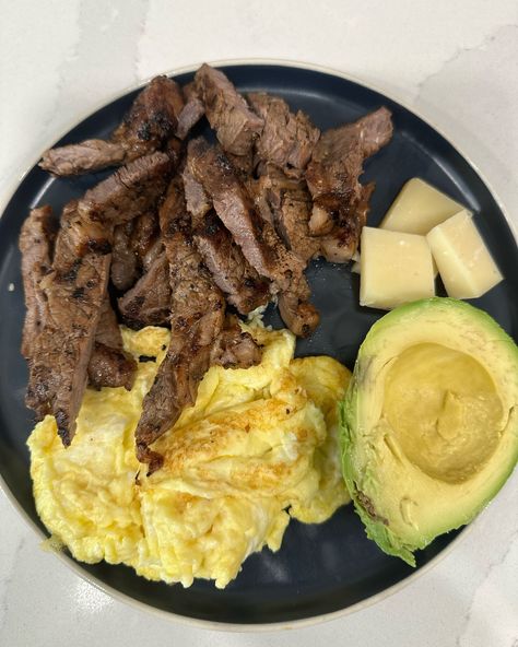 Dinner 🤤 and desert 🫐 #animalbased #ribeye #blueberries #animalbased30 #animalbasednutrition #animalbaseddiet #carnivorediet Eating Real Food, Carnivore Diet Aesthetic, Animal Diet, Animal Based Diet, Real Food Diet, Healthy Lunch Snacks, Protein Food, Real Foods, Healthy High Protein Meals