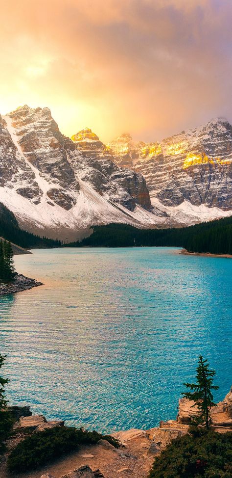 Park Sunset, Sunrise Wallpaper, Nature Iphone Wallpaper, Moraine Lake, Summer Backgrounds, Lake Sunset, Sunset Nature, Sunset Wallpaper, Banff National Park