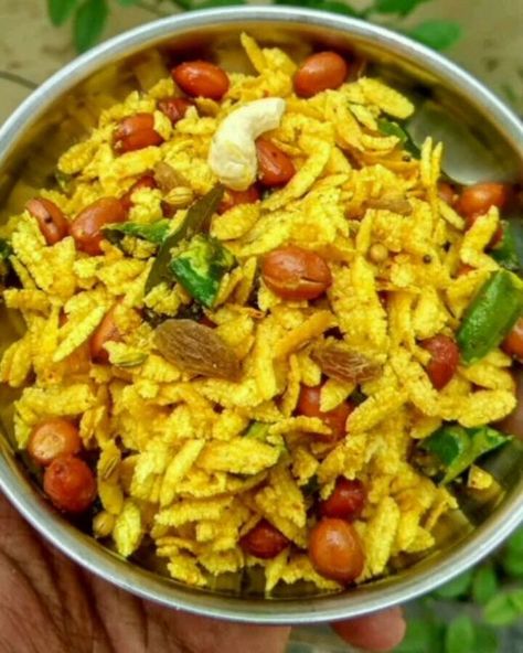 Poha Chivda, October 1, Fun Snacks, Diwali, Mint, Snacks, On Instagram, Quick Saves, Instagram