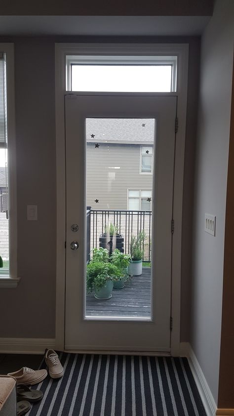 Glass Backdoor Ideas, Back Door In Kitchen, Backdoor Entry Into Kitchen, Backdoor Ideas Back Doors, Backdoor Ideas, Back Door Ideas, Backdoor Entry, Grass Garden, Aluminum Door