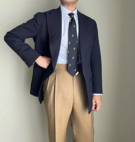 Blue Suit Aesthetic, Navy Blue Blazer Outfit, Suit Aesthetic, Summer Suits Men, Formal Dresses For Men, Informal Dress, Lawyer Fashion, Preppy Mens Fashion, Classy Suits