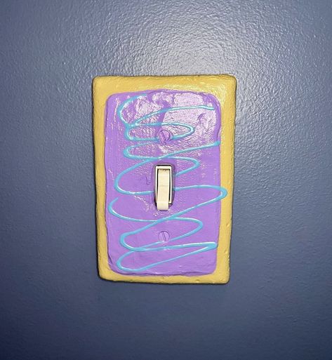 Light Switch Covers Painting, Lightswitch Ideas Painting Easy, Air Dry Clay Light Switch Cover, Diy Switch Plate Covers Ideas, Paint Light Switch Covers, Diy Light Switch Cover Ideas, Lightswitch Ideas Painting, Painted Outlet Covers, Diy Light Switch Cover