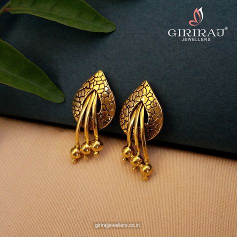 Panache Stud Earrings Ear Rings Gold Indian Daily Wear, Gold Earrings Designs For Daily Use, Daily Use Gold Earrings Indian, Latest Gold Earrings, Gold Earrings Design, Gold Earing, Gold Earrings Bridal, Earrings Latest, Geometry Formulas