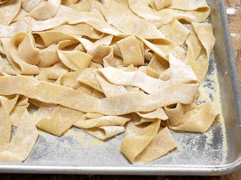 Homemade Pappardelle Recipe : Michael Chiarello : Food Network - FoodNetwork.com Paparadelle Recipes Noodles, Paparadelle Recipes, Pappardelle Pasta Recipe, Homemade Pappardelle, Pasta Recepies, Pappardelle Recipe, Fresh Pasta Recipes, Pappardelle Pasta, Make Pasta