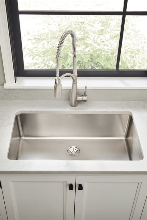 Kitchen Sink Overmount, Deep Undermount Kitchen Sink, Steel Sink Kitchen Stainless, Kitchen Sink Design Stainless Steel, Stainless Undermount Kitchen Sink, White Kitchen Stainless Steel Sink, Large Kitchen Sink Ideas, Kitchen Sink Design Modern, Kitchen Ideas Sink