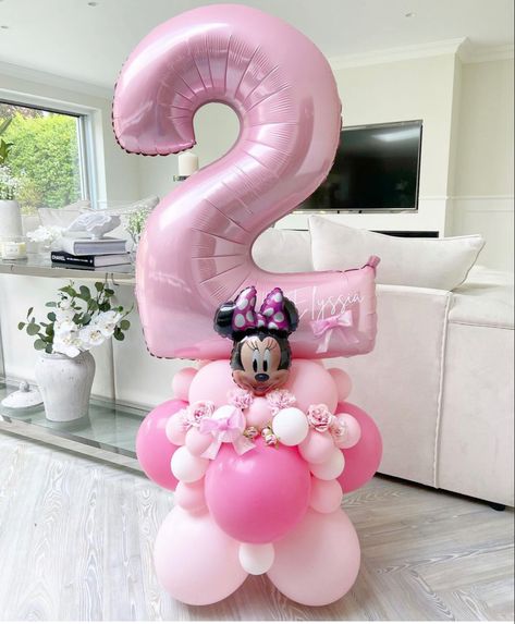 Minnie Balloon Bouquet, Minnie Mouse Birthday Balloon Ideas, Minnie Mouse Balloon Decorations, Oh Twodles Balloon Arch, Minnie Mouse Birthday Balloons, Minnie Mouse Bowtique Party, Mini Mouse Birthday Cakes Ideas, Mini Mouse Balloon Decor, Miney Mouse Birthday