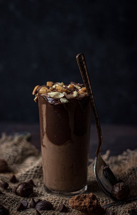 Cold Coco - An Indian Chocolate Milkshake Indian Chocolate, Cold Coco, Milkshake Recipe Chocolate, Milk Chocolate Ganache, Types Of Desserts, Cocoa Recipes, Types Of Chocolate, Chocolate Shake, Mushroom Coffee