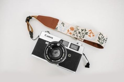 35mm Film Aesthetic, Camera Analog, Camera Wrist Strap, Editing Photography, Wildflower Design, Gadgets Electronics, Camera Straps, Light Camera, Photography Accessories