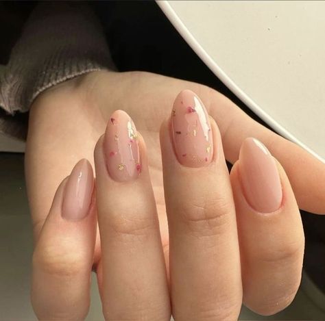 Delicate Nails, Nail Art Designs For Beginners, Nail 2023, Easy Nail Art Designs, Wow Nails, Edgy Nails, Simple Gel Nails, Minimal Nails, Casual Nails