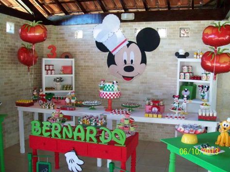 Mickey Pizza Party Birthday Party Ideas | Photo 29 of 118 | Catch My Party Minnie Mouse Pizza Party, Mickey Mouse Pizza Party, Mickey Pizza, Mickey Mouse Pizza, Mickey Mouse Party Food, Garfield Cake, Bolo Do Mickey Mouse, Pizza Party Birthday, Fiesta Mickey Mouse