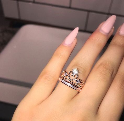 Princess Ring, Engagement Ring White Gold, Disney Jewelry, Cute Rings, Ring Vintage, Pandora Jewelry, White Ring, Vintage Engagement Rings, Morganite