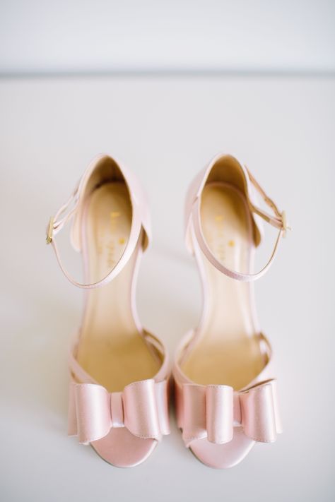 Kate Spade Blush Bridal Heels with Bows Heels With Bows, Blush Wedding Shoes, Bohemian Style Gown, Best Bridal Shoes, Types Of Gowns, Beautiful Wedding Shoes, Blush Bridal, Bridal Heels, Pastel Wedding