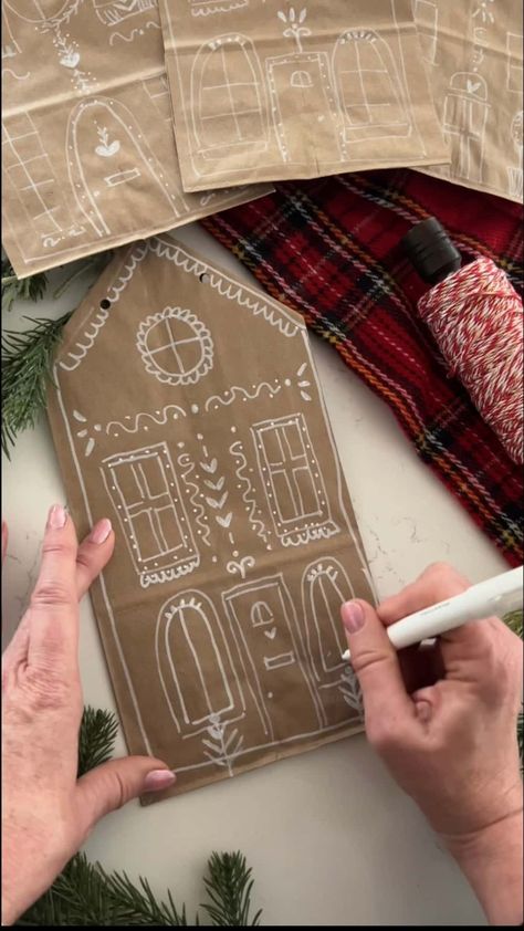 Paperbag Gingerbread House, Gingerbread House Craft, Cardboard Gingerbread House, Christmas Wrapping Diy, Ginger Bread House Diy, Gingerbread House Template, Gingerbread Gifts, Paper Bag Crafts, Gingerbread Diy