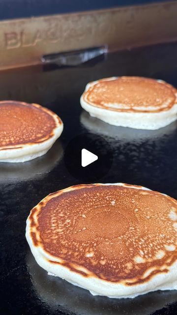 Casey on Instagram: "Let’s make pancakes on the @blackstoneproducts griddle! 

#blackstone #blackstoneproducts #griddle #pancakes #breakfast #pancake #réel #reels #reelsinstagram #recipes #recipe" Pancakes On The Blackstone, Blackstone Pancakes, Griddle Pancakes, How To Cook Pancakes, Make Pancakes, Pancakes Breakfast, Griddle Recipes, Blackstone Griddle, 10k Views