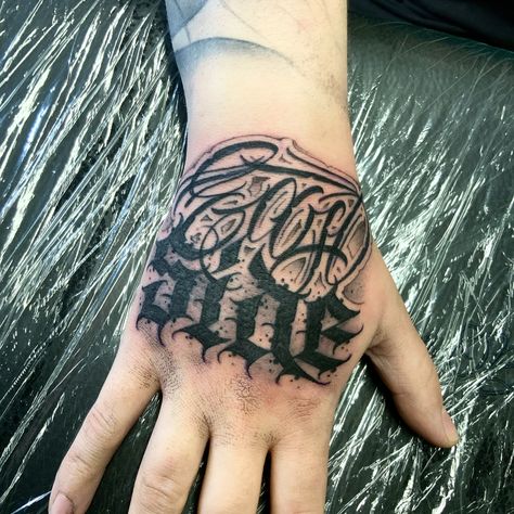 Eastside Tattoo, Tattoo Website, Self Taught Artist, Self Taught, Hamburg Germany, Graffiti Lettering, Tattoo Drawings, I Tattoo, All Design