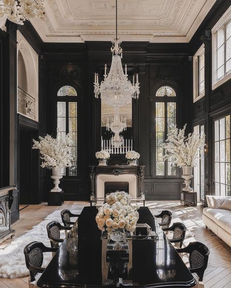 Paris, France 🇫🇷 Rich Dining Room, Dining Room Black And White, Luxury Home Designs, Lux Interior, Black Dining Room, Gorgeous Interiors, Mansion Interior, Luxury Homes Interior, Luxury House Designs