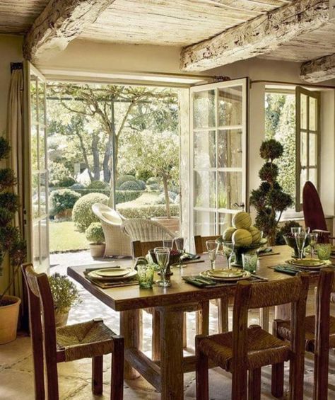 Outdoor Dining Room, Casa Vintage, Luxe Interiors, Outdoor Living Room, French Interior, The Dining Room, Stone House, Glass Doors, Elle Decor