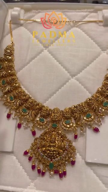 PJ_ padma jewellers on Instagram: "100% BIS Hallmarked jewellery ● Gurenteed Fair Pricing ● Door step Delivery DM us for Personalised Order's #goldjewellery #necklace #necklaces #916 #goldcollection #pulivendula" New Model Necklace Designs, Necklace In 40 Grams Gold, Jewellery Design Necklaces, 40grams Gold Necklace Designs, New Jewellery Designs Gold, 30 Gms Gold Necklace Set, Gold Necklace Set Simple Indian, 16 Grams Gold Necklace Designs, Gold Design Jewellery Necklaces