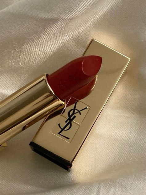 Red Brown Lipstick, Saint Laurent Aesthetic, Yves Saint Laurent Lipstick, Lipstick Products, Red Lipstick Quotes, Ysl Lipstick, National Lipstick Day, Ysl Makeup, Skin Undertones