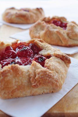 Fruit Galette Recipe, Sour Cherry Recipes, Cherry Recipes Dessert, Galette Recipe, Cherry Season, Lemon Dessert Recipes, Cherry Desserts, Pastry Pie, Baked Fruit