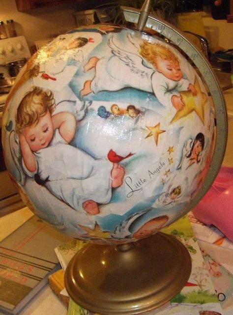 Globe Projects, Antique Rocking Horse, Old Globe, Globe Crafts, Globe Art, World Globes, We Are The World, Real Vintage, Antique Toys