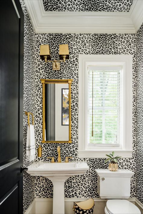 Black And White Bathroom, Powder Room Wallpaper, Schumacher Wallpaper, Powder Room Decor, Gold Fixtures, Trash Bin, Bathroom Inspiration Decor, Beautiful Bathrooms, Restoration Hardware