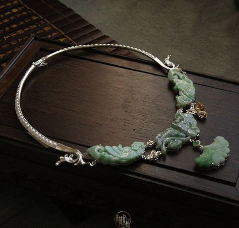 Chinese Jewelry, Aesthetic Grunge Outfit, Neck Jewellery, Ancient Jewelry, Fancy Jewellery, Jade Jewelry, Fantasy Jewelry, Girly Jewelry, Precious Gems