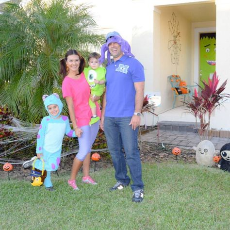 Monsters Inc Family Of 4 Costume, Costumes Family Of 4, Halloween Costumes Family Of 4, Monsters Inc Halloween Costumes, Halloween Costumes Family, Monsters Inc Halloween, Monster Inc, Monsters University, Monster University