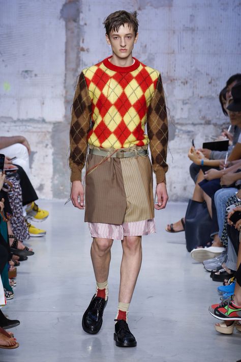 Marni Menswear, Chained To The Rhythm, Menswear 2024, Maximalist Outfit, Marni Fashion, Spring Menswear, Runway Men, Knitwear Details, Mens Fashion 2018