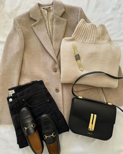 All Posts • Instagram Clothing Flat Lay, Flatlay Outfit, Outfit Flatlay, Teen Outfits, Flats Outfit, Insta Ideas, Which One Are You, Outfits For Teens, Classic Style