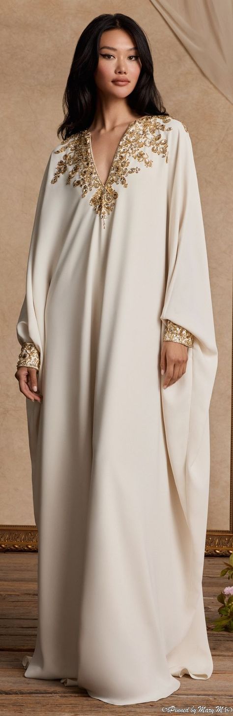 #PamellaRoland #Resort2025 #Fashionrunway #Runway Pakistani Party Wear Dresses, Pamella Roland, Kaftan Designs, Pakistani Party Wear, Short African Dresses, Maternity Sleepwear, Moroccan Fashion, Designer Party Wear Dresses, Abayas Fashion