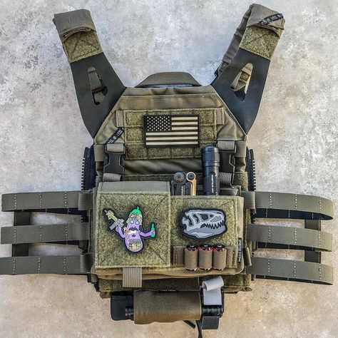 Reposted from @trextanks (@get_regrann) -  Crye Precision JPC 2.0 - #regrann Crye Jpc 2.0, Crye Jpc Setup, Jpc Plate Carrier, Crye Jpc, Plate Carrier Setup, Tactical Gear Storage, Crye Precision, Army Vest, Vest Ideas