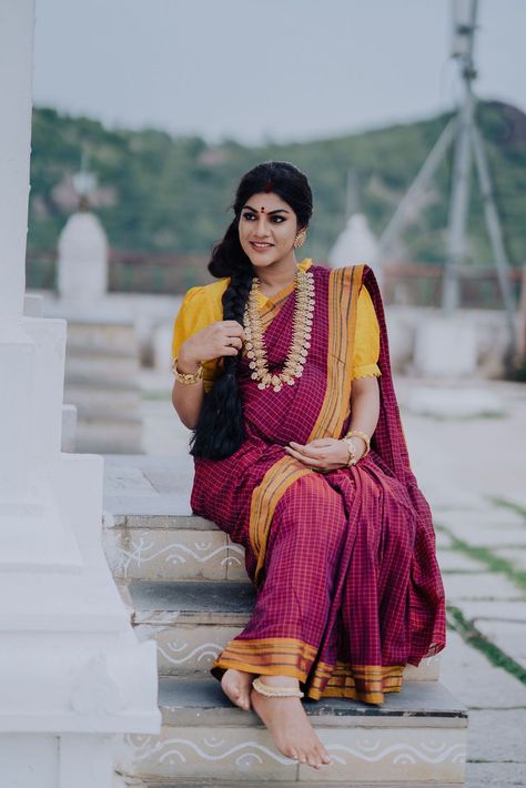 South Indian Maternity Photoshoot, Maternity Photography Saree Poses, Traditional Pregnancy Photoshoot, Traditional Maternity Photoshoot, Traditional Maternity Shoot, Baby Shower Photography Poses, Indian Maternity Photos, Maternity Shoot Dresses, Maternity Gown Photography