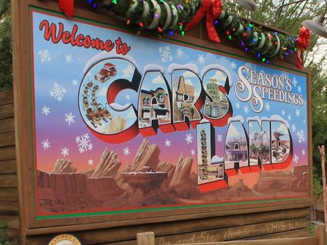 Disneyland Christmas, Radiator Springs, Cars Land, Disneyland California, Christmas Travel, California Adventure, Disneyland Resort, Disney Christmas, What Type