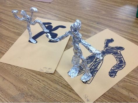 3d Art Projects, Games For, 4th Grade Art, 5th Grade Art, Childcare Activities, Tin Foil, Elementary Art Projects, Homeschool Art, Shadow Art