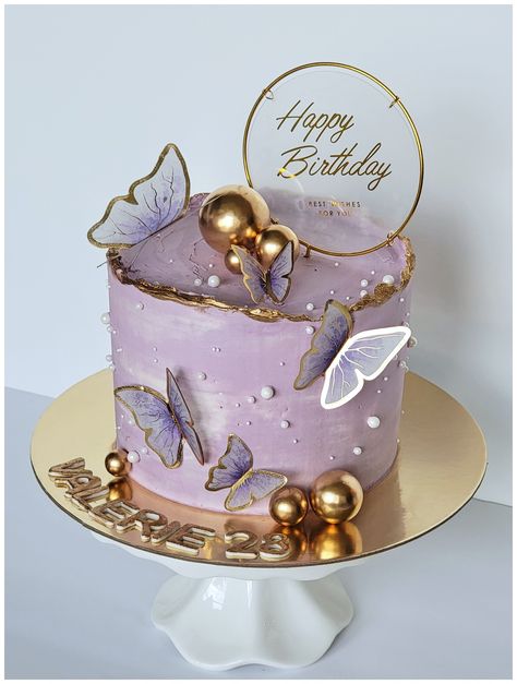 Cake Purple, Fresh Fruit Cake, Ball Cake, Simple Cake Designs, Simple Cake, Blueberry Cake, Bday Cake, Cute Birthday Cakes, Tasty Bites