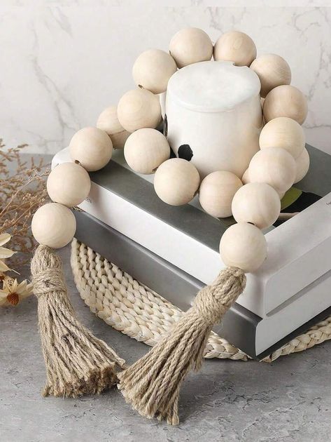 Farmhouse Chic Decor, Wood Beads Diy, Wooden Bead Garland, Country Decor Rustic, Bead Garland, Cool Coffee Tables, Beaded Rope, Wood Bead Garland, Diy Garland