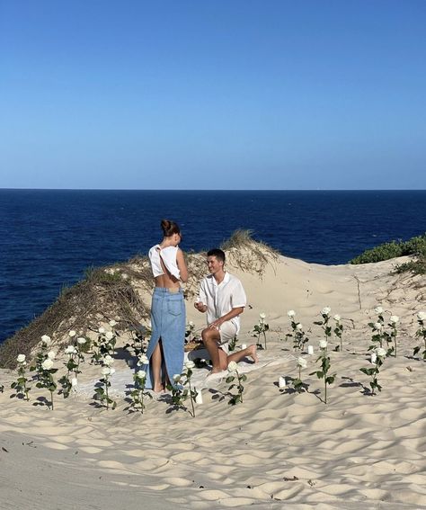 Mary Me, Unique Proposals, Proposal Pictures, Beach Proposal, Proposal Design, Romantic Proposal, Wedding Proposals, Mary I, Fantasy Wedding