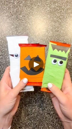 31K views · 10K reactions | 🎃 Fun Halloween candy idea! #halloween #candy #diy | Nikki - Wrappin Queen | The Party Cats · Monster Mash Monster Mash Halloween Party Decorations, Halloween Candy Ideas, Halloween Class Treats, Halloween Craft Treats, Halloween Candy Crafts, Candy Videos, Milk Candy, Halloween Treats For Kids, Coworker Gifts