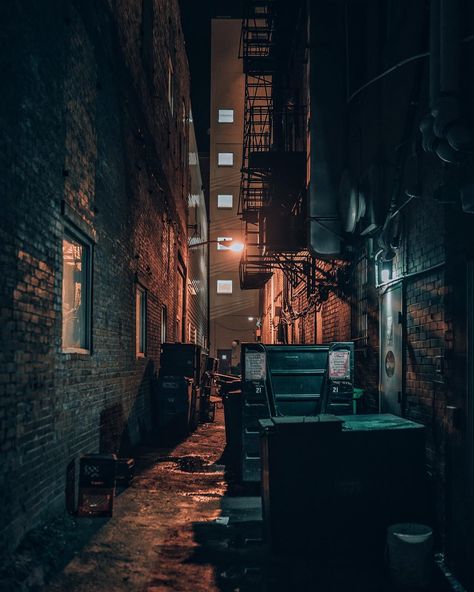 Dystopian High Rise Aesthetic, Immortal Longings Aesthetic, Poor City Aesthetic, Alley Way Aesthetic, Immortal Longings Chloe Gong, Black Market Aesthetic, Slums Aesthetic, Abandoned Warehouse Aesthetic, Abandoned Alleyway