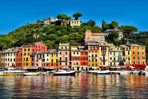 The 10 Most Beautiful Italian Coastal Towns and Cities Italy Trip Planning, Seaside Paintings, Italy Aesthetic, Coastal Cities, City Landscape, Coastal Beaches, Seaside Towns, Italy Vacation, Coastal Towns